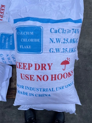 Il diidrato del cloruro di calcio di 74% 77% Cacl2 si sfalda 1000 kg/borsa per i fluidi di perforazione